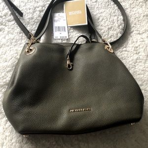 Michael Kors Leather satchel. Olive green/gold EUC